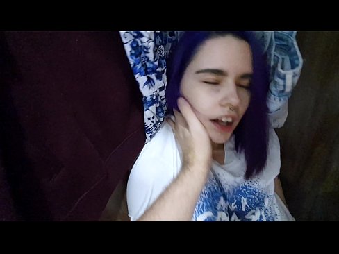 ❤️ Ya sami kanwata a cikin kabad ya taimaka mata a mu